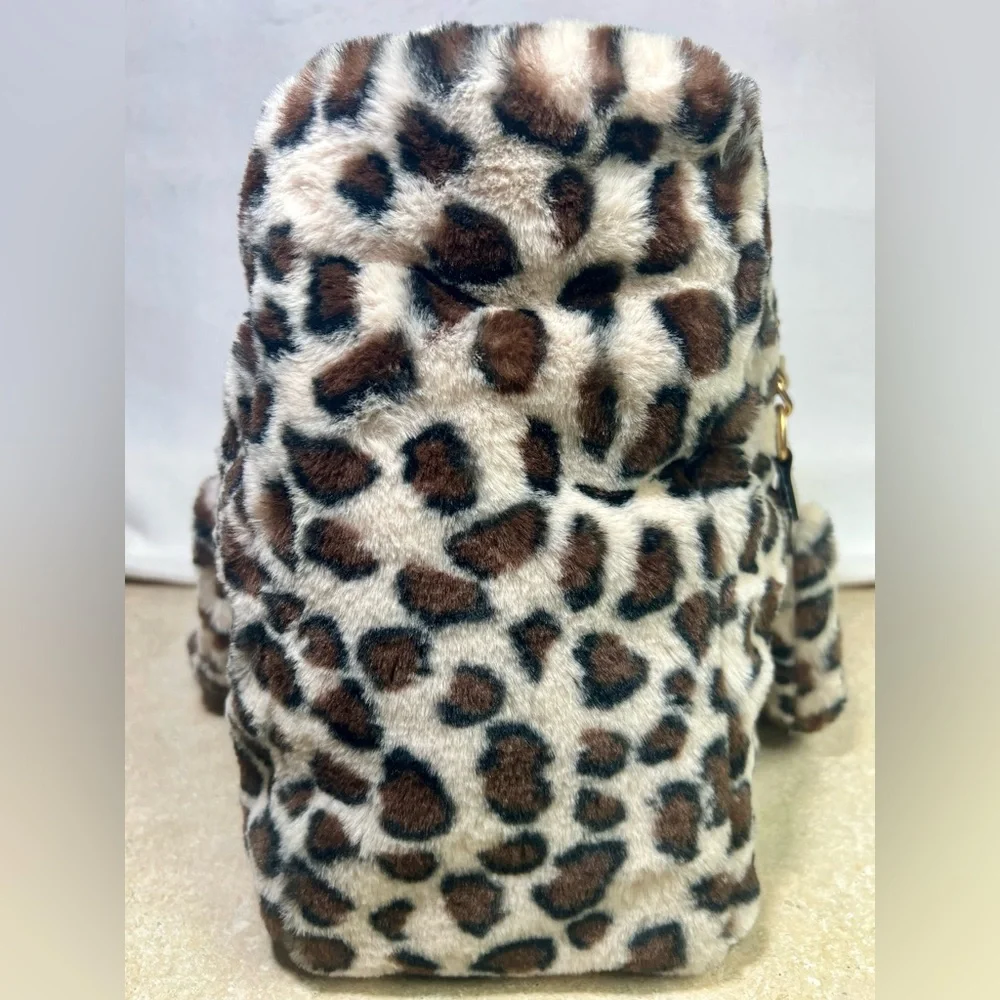 Juicy Couture Fuzzy Leopard Tote Bag!! - Picture 4 of 11